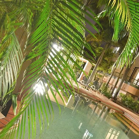 Grosvenor In Cairns-2